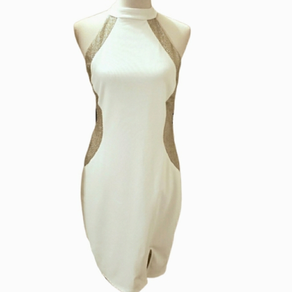 Charlotte Russe Dresses & Skirts - NWT Charlotte Russe White Body Con Dress Sz. Large